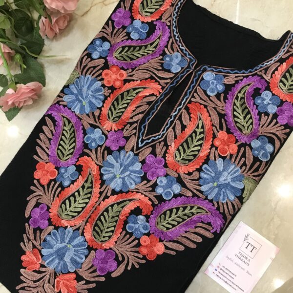 green kashmiri aari embroidered cashmilon pheran