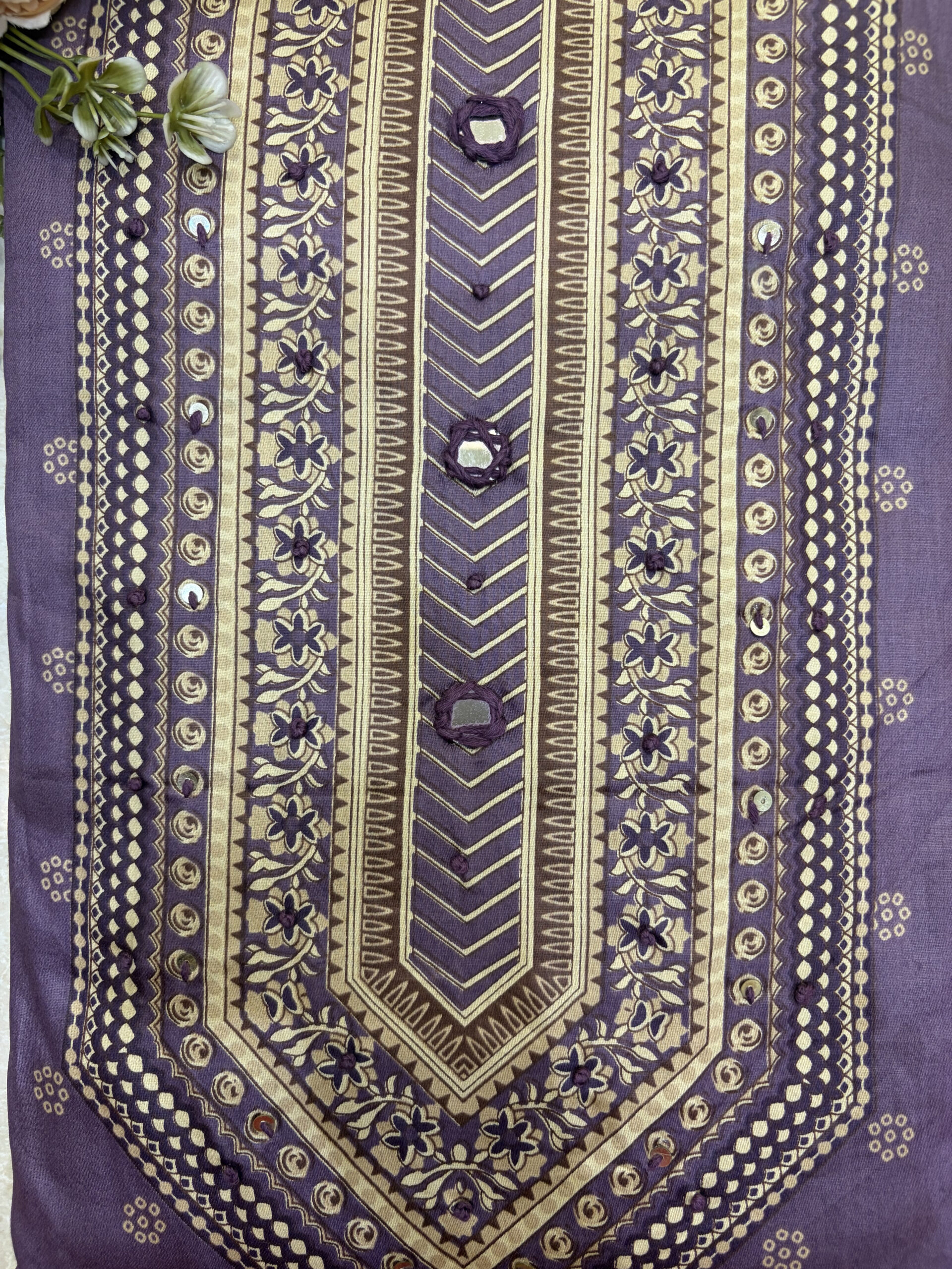 Royal Mauve Pichwai Motif Slub Silk Unstitched Suit Set - Image 6
