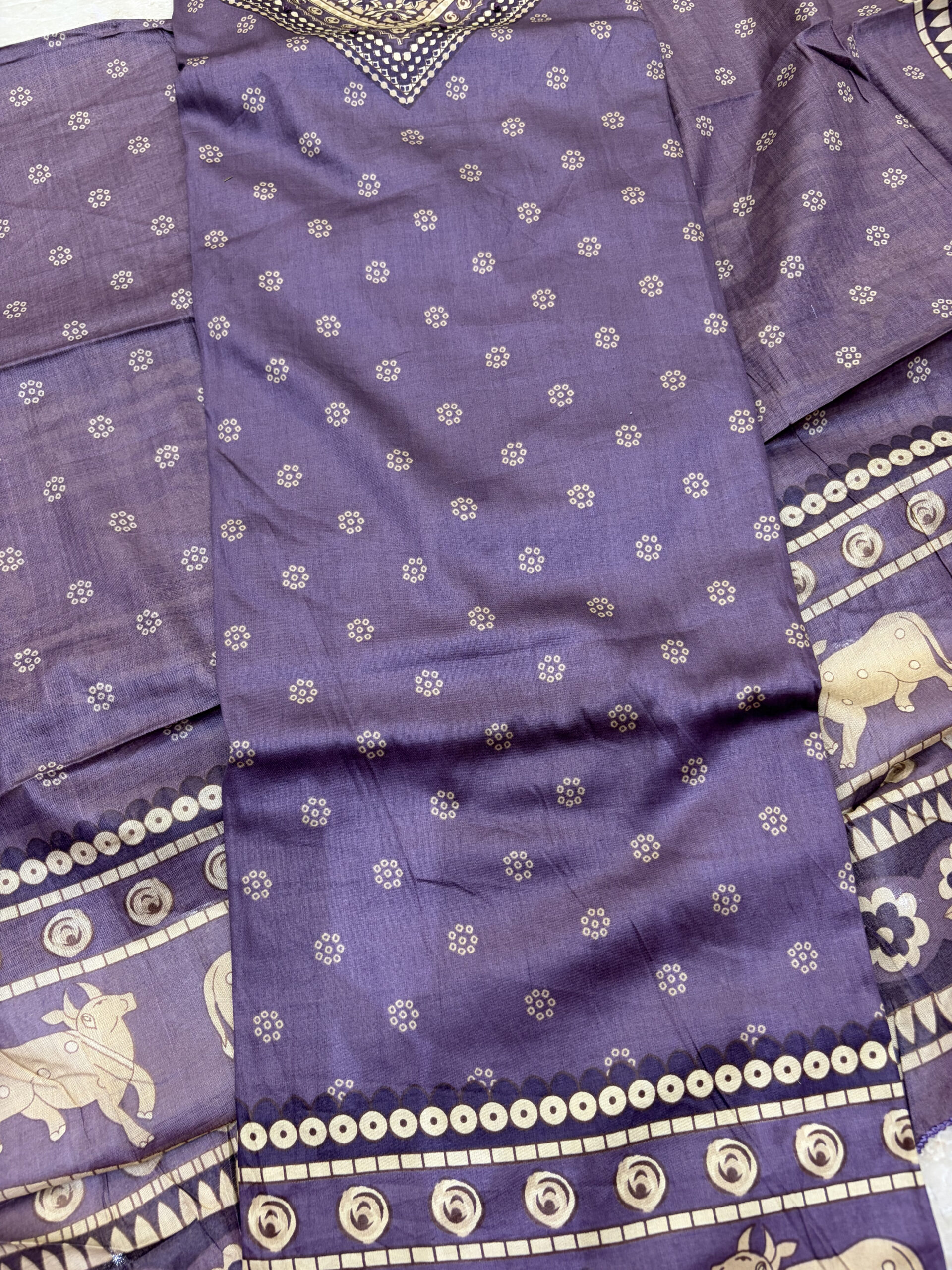 Royal Mauve Pichwai Motif Slub Silk Unstitched Suit Set - Image 4