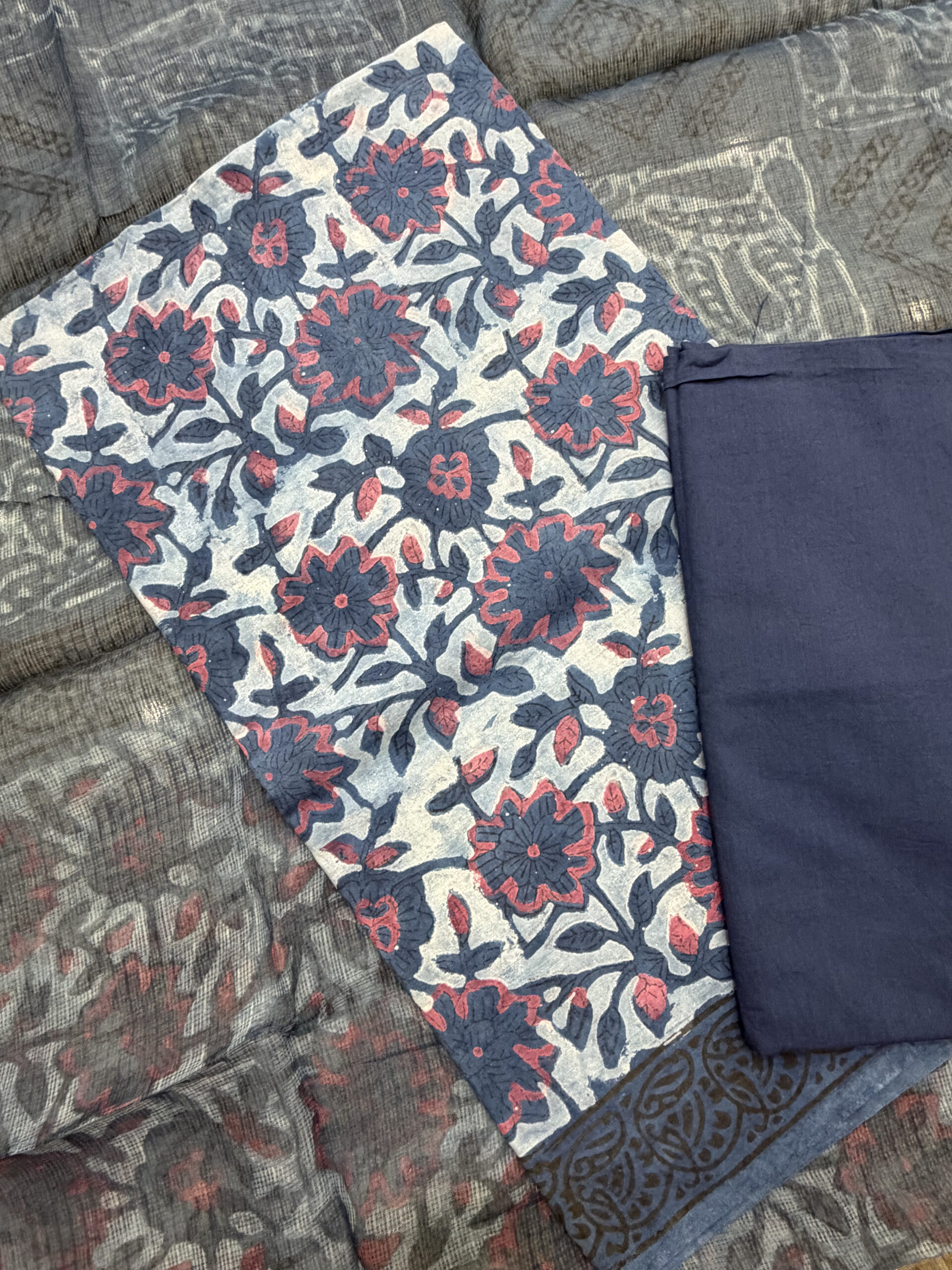 Navy Blue Floral Printed Vanaspati Ajrakh Suit Set - Image 4